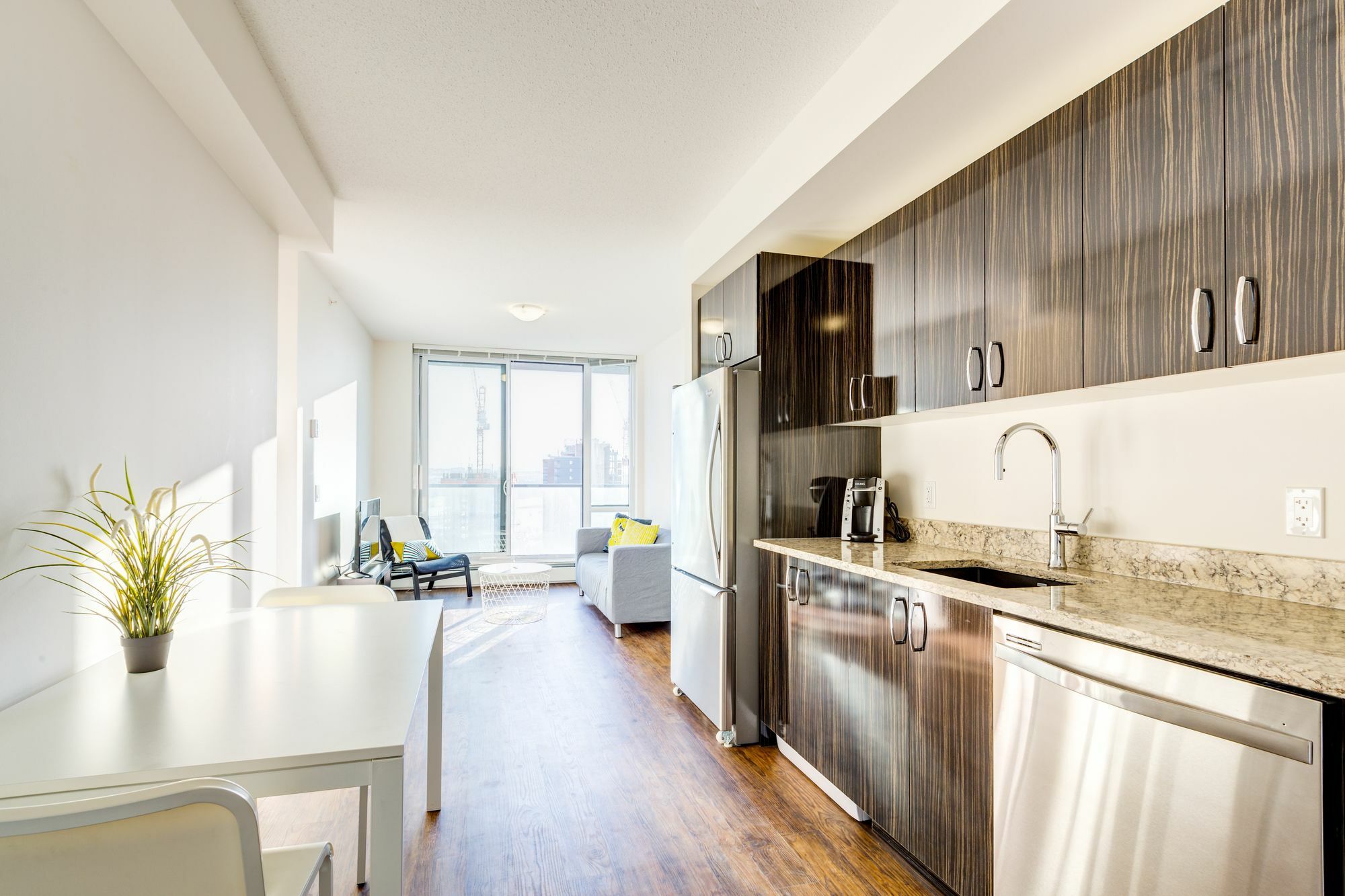 Suite Digs N3 YYC Exterior foto