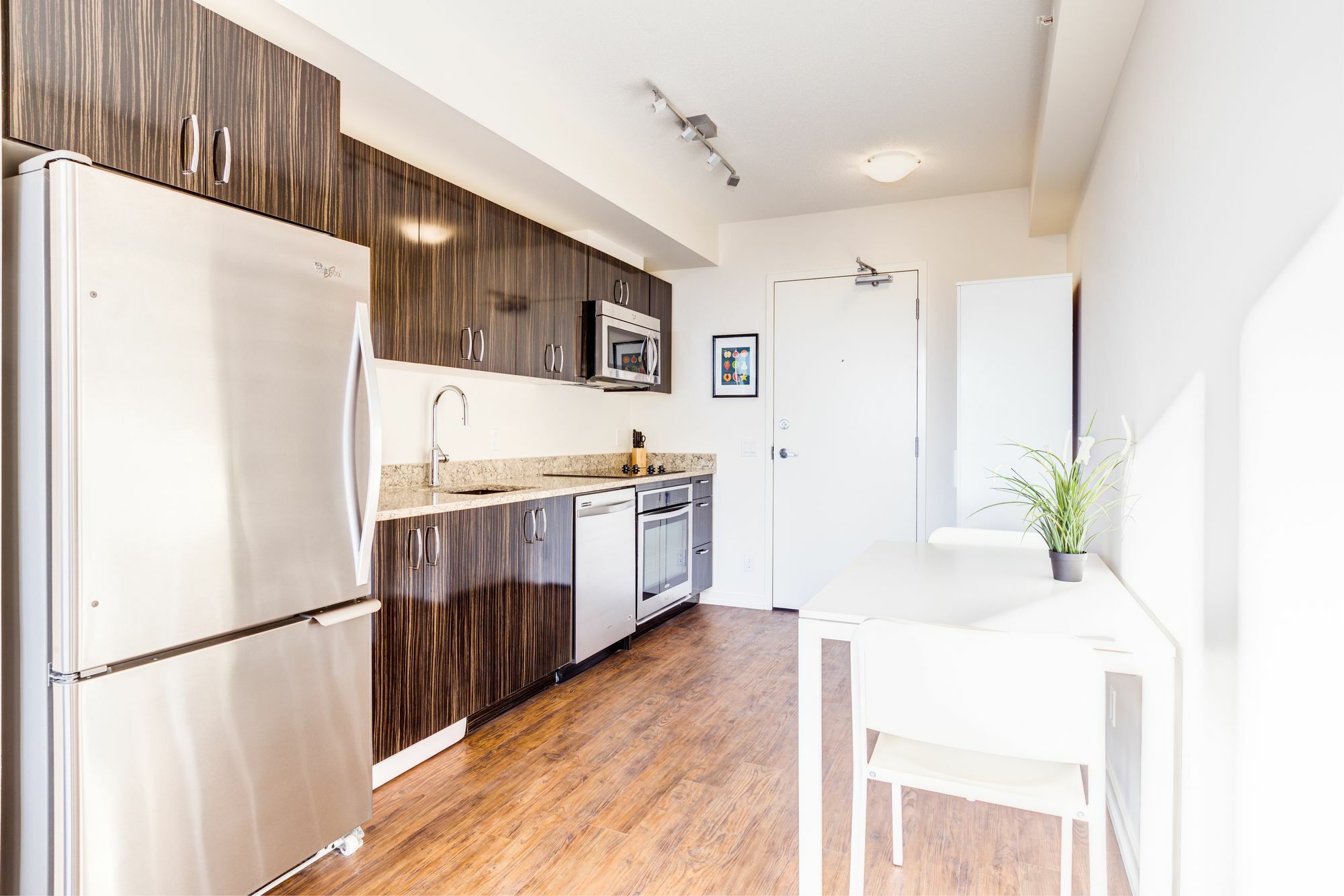 Suite Digs N3 YYC Exterior foto
